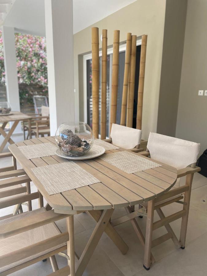 Central Luxury Apartment In Paralia Ofryniou Ofrínion Buitenkant foto