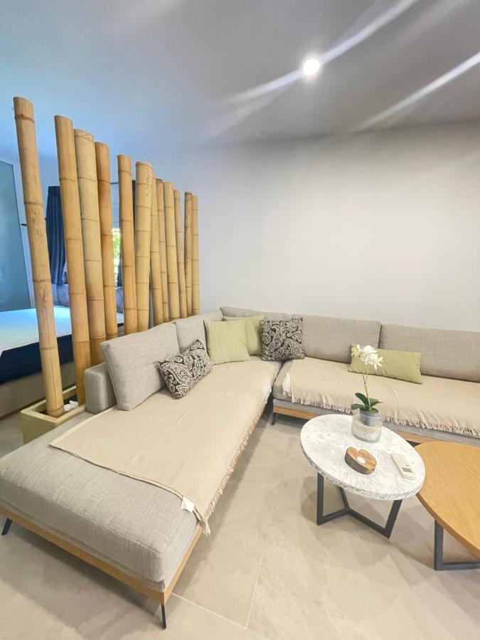 Central Luxury Apartment In Paralia Ofryniou Ofrínion Buitenkant foto