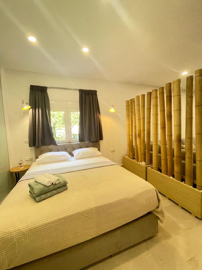 Central Luxury Apartment In Paralia Ofryniou Ofrínion Buitenkant foto